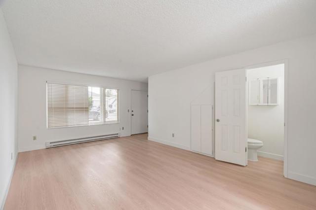 2560 Kenton Court, Santa Rosa CA: https://media.crmls.org/mediaz/82697594-05ec-4656-9366-1531c83311ca.jpg