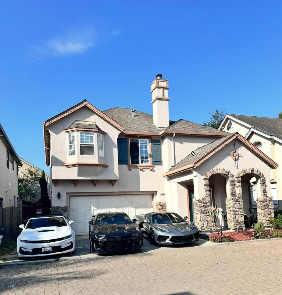 1958 Bradbury Street