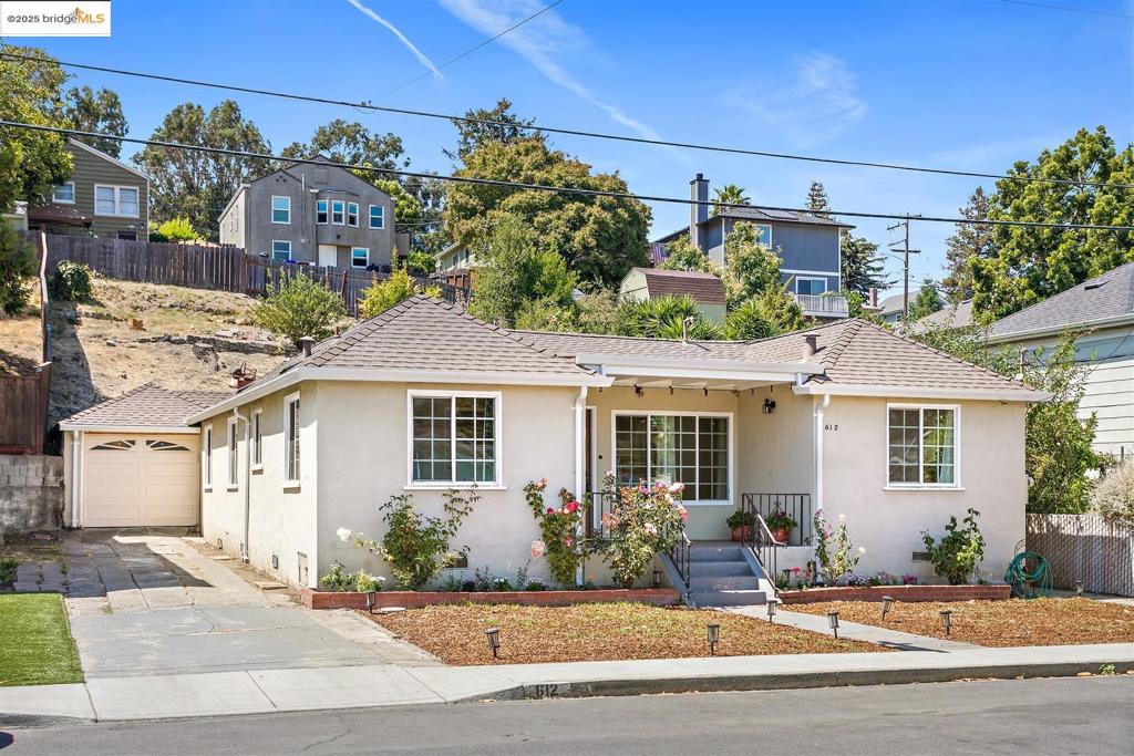 612 Rodeo Avenue