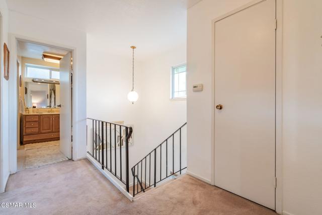 76 Robbins Court, Simi Valley CA: https://media.crmls.org/mediaz/826a39c4-916f-48cb-b6a0-e9fae387ac57.jpg