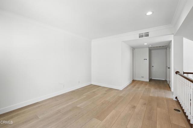 Detail Gallery Image 23 of 49 For 18731 Hatteras St #35,  Tarzana,  CA 91356 - 3 Beds | 2/1 Baths