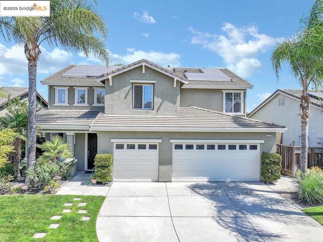 4746 Mammouth Lane, Oakley CA: https://media.crmls.org/mediaz/826c82c8-3561-4708-9d32-559cf3961bbd.jpg