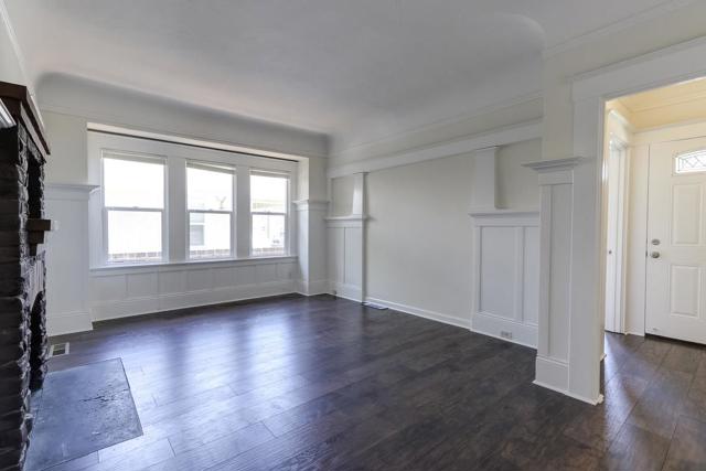 19 S Delaware Street, San Mateo CA: https://media.crmls.org/mediaz/826cbce5-1f6d-4823-9f81-598d1ea54641.jpg