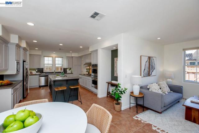 Image 20 of 60 For 2358 Coral Sea St