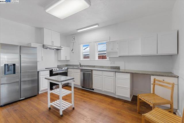 Image 12 of 17 For 3060 Pleitner Ave