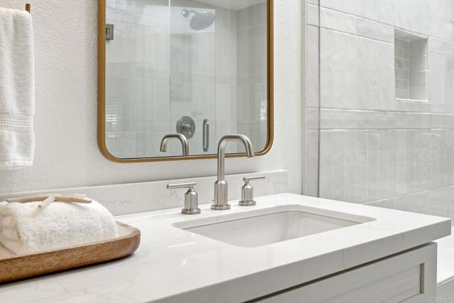 Image 28 of 70 For 630 Poinsettia Park