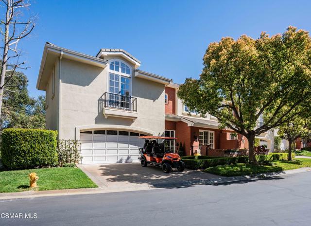 2306 Heatherbank Court, Thousand Oaks CA: https://media.crmls.org/mediaz/826fb285-6769-4786-bf3b-d44274dd384f.jpg