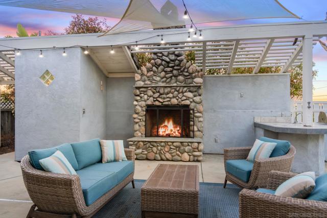 16334 Woodson View Rd, Poway CA: https://media.crmls.org/mediaz/827103ac-aeed-4255-b411-a337d63c7b97.jpg