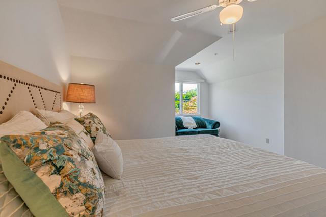 28837 Underwood Road,  CA: https://media.crmls.org/mediaz/8271042b-097e-47a4-8d4a-9b02d292fe98.jpg