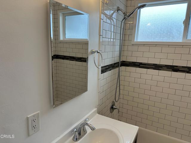 1148 Spazier Avenue, Glendale CA: https://media.crmls.org/mediaz/8271f6a8-bfbe-4cd3-a20b-5470164dac5a.jpg