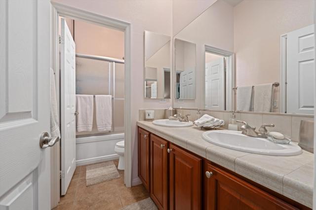 Image 46 of 52 For 49422 Jordan Street