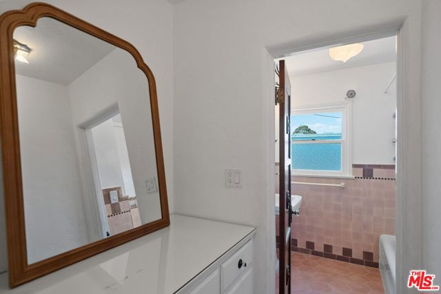 848 17th Street photo 38