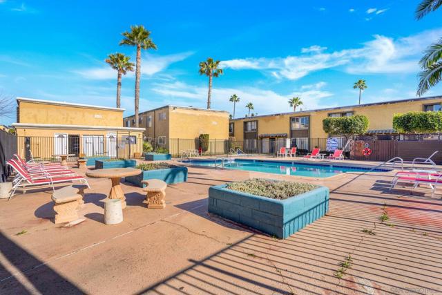 1687 Pentecost Way, San Diego CA: https://media.crmls.org/mediaz/8274cbe4-a086-4d80-9739-440ff8f8c300.jpg