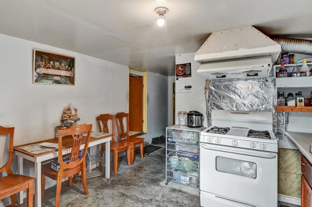 2819 E 23rd Street, Oakland CA: https://media.crmls.org/mediaz/8274df68-78e3-4724-b244-5ee740dd1090.jpg