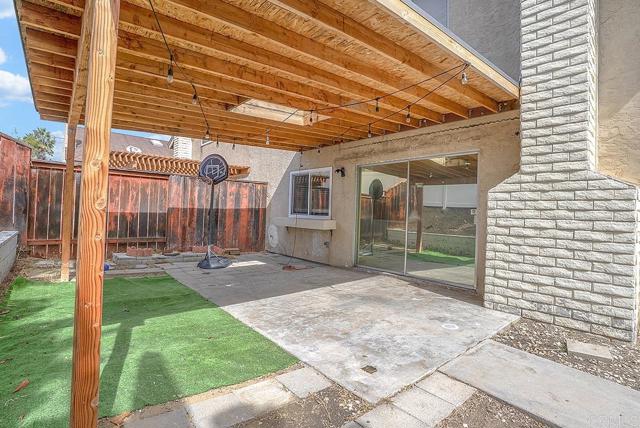 Detail Gallery Image 24 of 32 For 2588 Pennington, San Diego,  CA 92139 - 3 Beds | 3 Baths