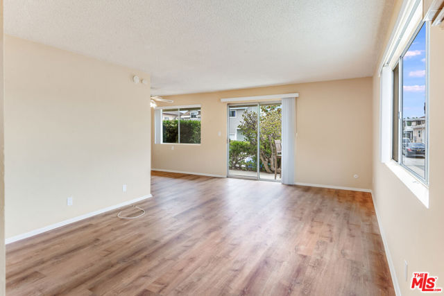 3826 Prospect Avenue, Culver City CA: https://media.crmls.org/mediaz/8278373e-3ccd-42a1-8abf-b0d5a0b3008e.jpg