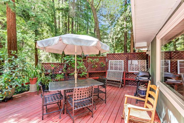 14235 Highway 9, Boulder Creek CA: https://media.crmls.org/mediaz/827869cc-b08b-4bf8-9cb0-6a5f9bfe5781.jpg