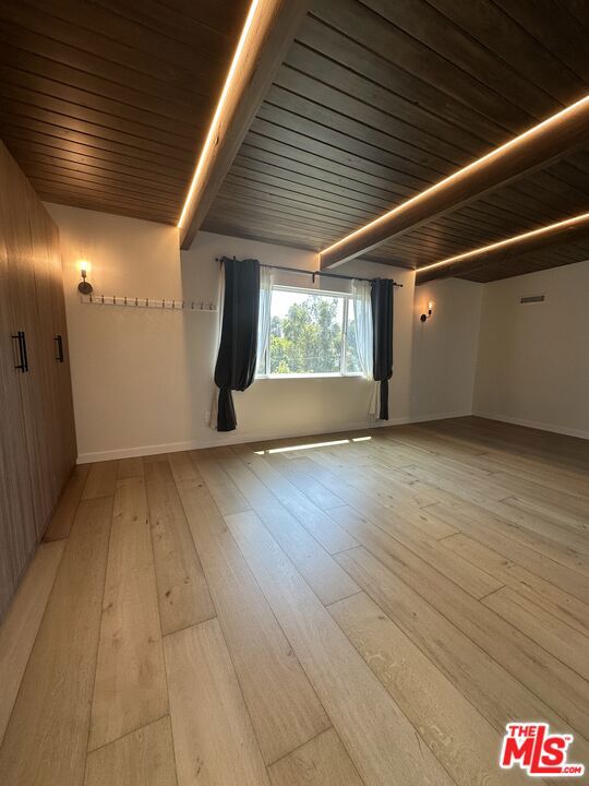 7460 Woodrow Wilson Drive, Los Angeles CA: https://media.crmls.org/mediaz/8278a031-fd72-4c0b-989e-ec13ee4b81d2.jpg