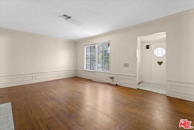 5981 Pickford Street, Los Angeles CA: https://media.crmls.org/mediaz/8278aa4a-4c97-4cfc-9d18-72b18cf20936.jpg