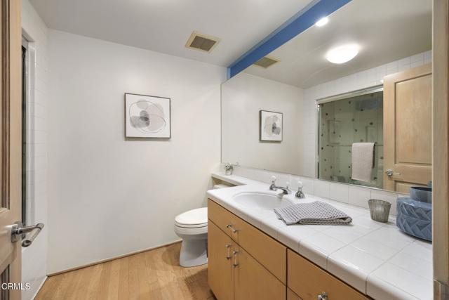 635 Rockwood Road, Pasadena CA: https://media.crmls.org/mediaz/8278d187-6fa2-46ff-b048-7a3edb92294b.jpg