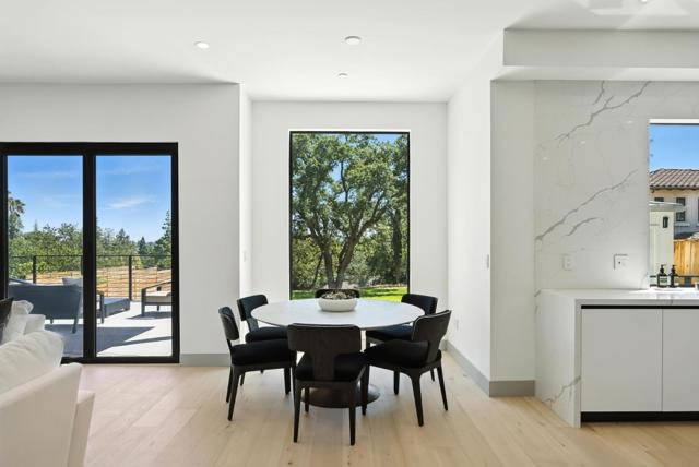 1127 Hillslope Place, Los Altos CA: https://media.crmls.org/mediaz/827a0dc7-53ee-4fed-a823-0801df5821f8.jpg