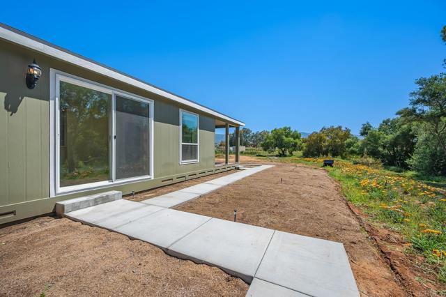 Detail Gallery Image 7 of 42 For 14053 Mcnally Rd, Valley Center,  CA 92082 - 4 Beds | 3 Baths
