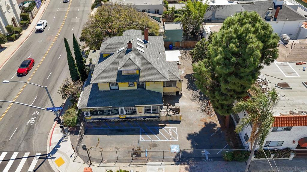 3690 6th Ave - photo 6