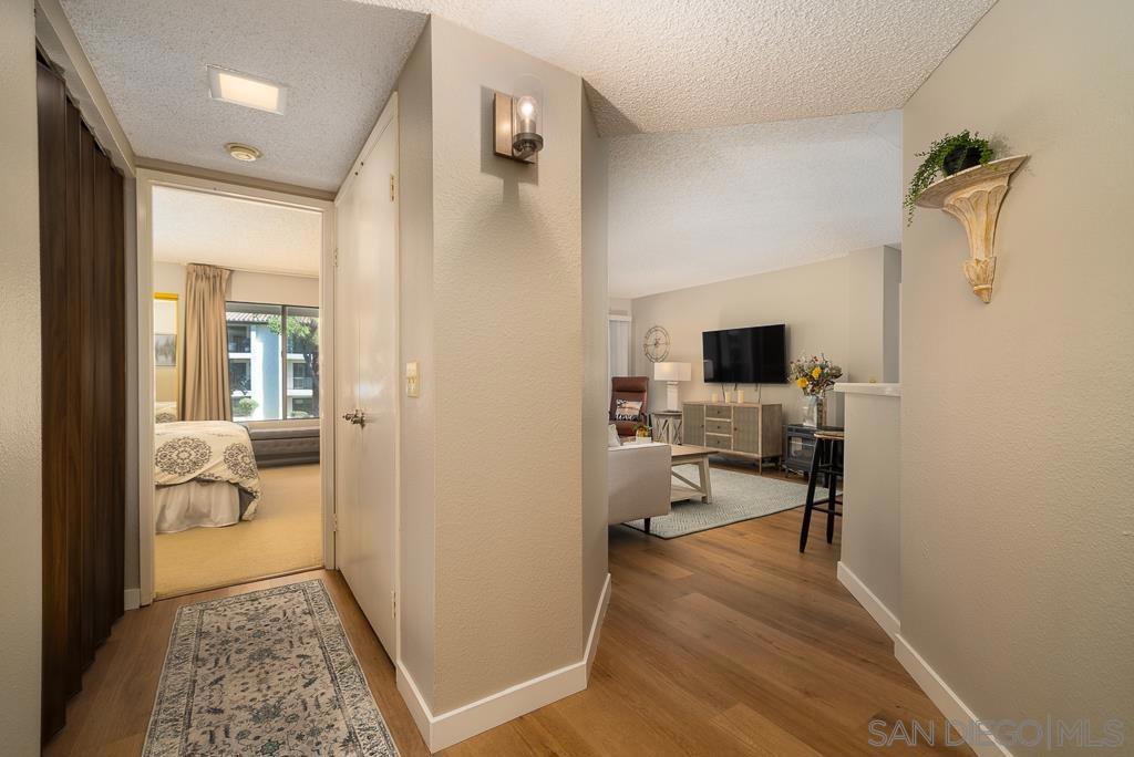 17617 Pomerado Rd - photo 2