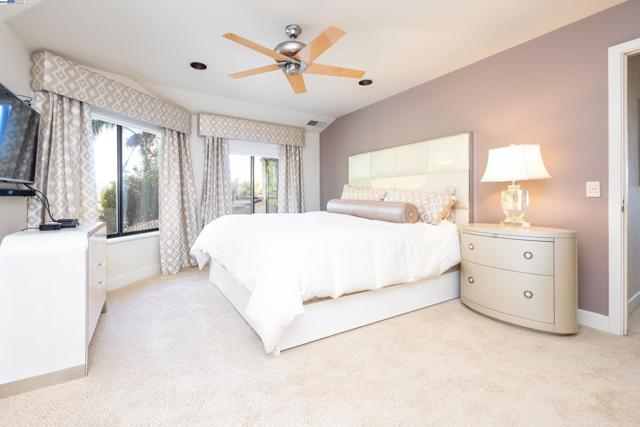 4478 Deer Ridge Rd, Danville CA: https://media.crmls.org/mediaz/827c5729-ee83-4839-ba17-eb9bd87dd096.jpg