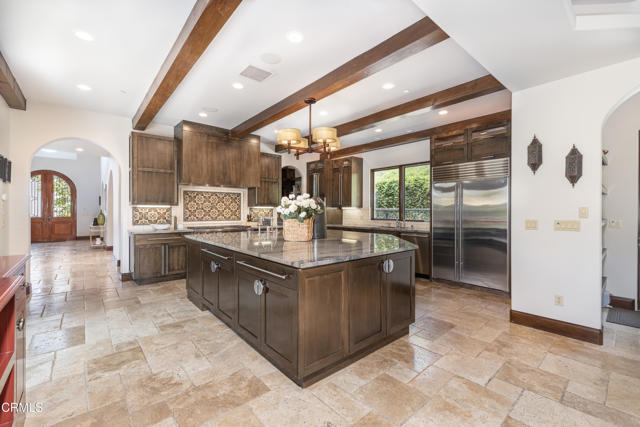 2330 Crystal Lane, Pasadena CA: https://media.crmls.org/mediaz/827cba1b-9542-4446-ba94-b2053c7c4cc8.jpg