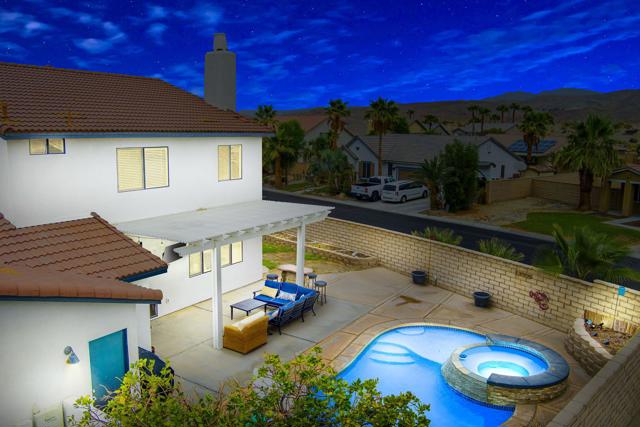 37590 Severn Place, Indio CA: https://media.crmls.org/mediaz/827d9e57-cbc2-42fe-a0db-4f2da906525c.jpg