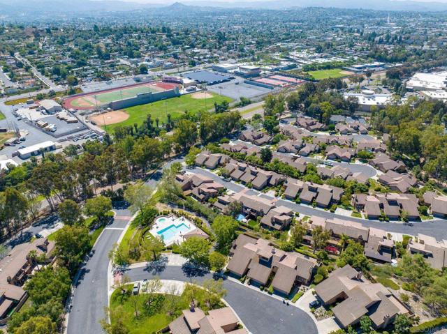 427 Conifer Glen, Escondido CA: https://media.crmls.org/mediaz/827eece1-147f-40fb-9ff5-acf7029e8b32.jpg