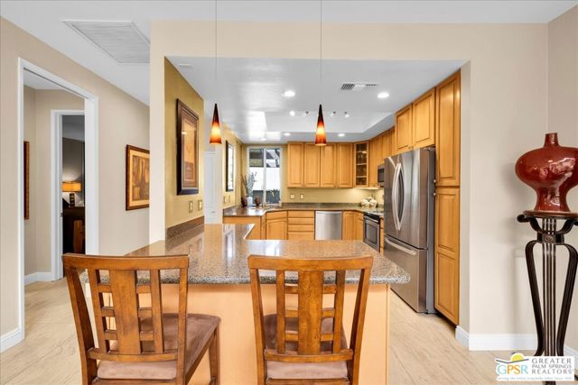 1254 E Andreas Road, Palm Springs CA: https://media.crmls.org/mediaz/827fbe4b-508b-4dd7-bdca-798f3ea626dd.jpg