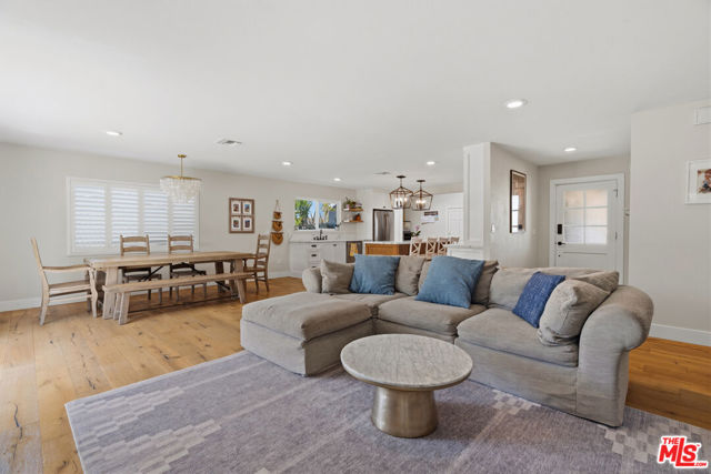 7022 Lofty Grove Drive, Rancho Palos Verdes, California 90275, 3 Bedrooms Bedrooms, ,2 BathroomsBathrooms,Residential,For Sale,Lofty Grove,26777747