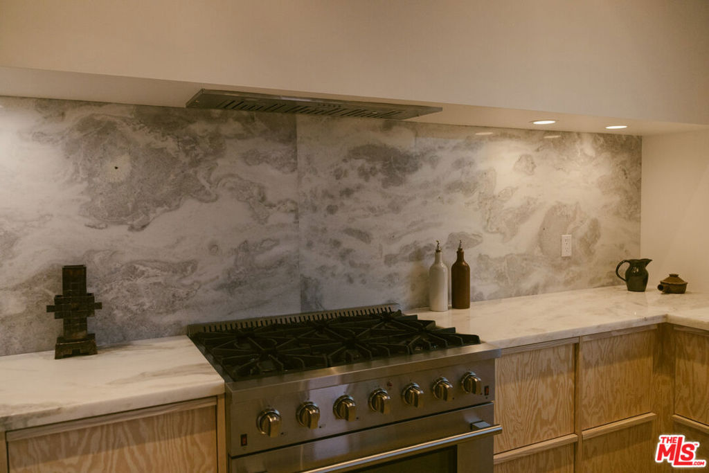 MLS #25619823 image #17