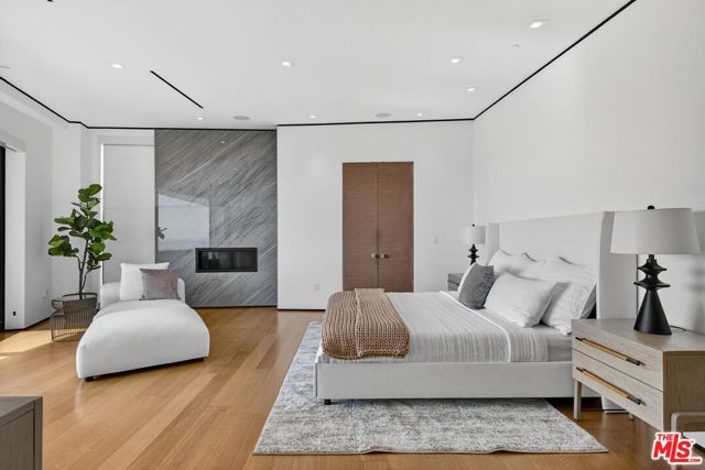 Drew Fenton | 17816 Porto Marina Way Pacific Palisades CA | MLS: 7418600