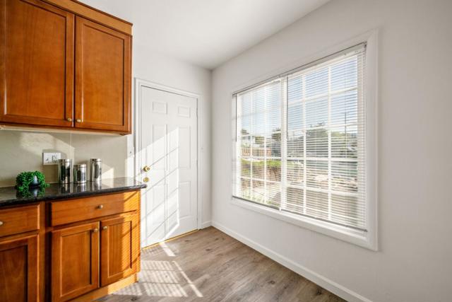 2523 23rd Avenue, Oakland CA: https://media.crmls.org/mediaz/8281678d-cca8-4657-914b-49af9ef9871e.jpg