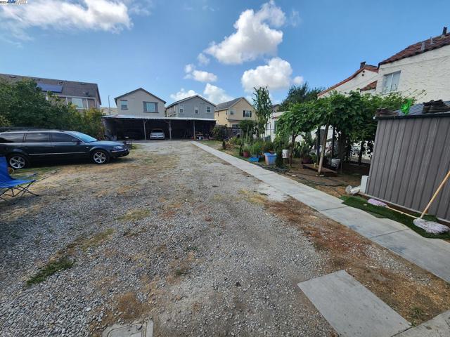Image 20 of 30 For 9499 E St  