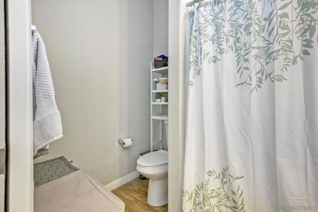 2515 Sweetwater Road, Spring Valley CA: https://media.crmls.org/mediaz/8284bf84-9ad6-4eb1-910f-af1627ac7d2d.jpg