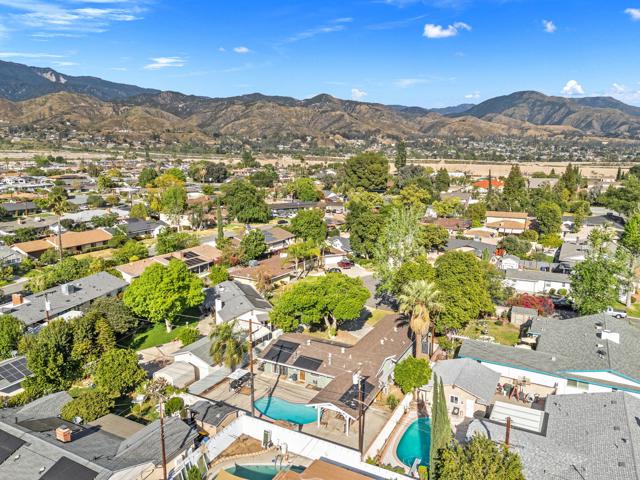 3774 Maywood Court, San Bernardino CA: https://media.crmls.org/mediaz/8285b207-cbc1-4f54-99ca-fcffcc5832cd.jpg