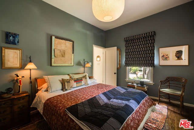 1452 Westerly Terrace, Los Angeles CA: https://media.crmls.org/mediaz/82866b01-7f23-4484-b8d1-f38c76681472.jpg