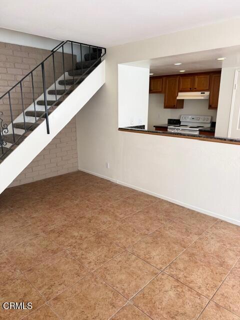 Front Image Thumbnail for CRV1-35437