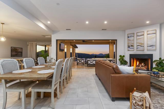 Detail Gallery Image 11 of 74 For 328 Amy Way, Alpine,  CA 91901 - 4 Beds | 3/1 Baths