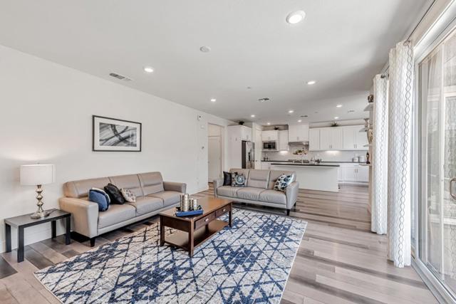 232 Via Encanto, San Ramon CA: https://media.crmls.org/mediaz/828749c9-bf7f-40c4-99bf-c3732b89cf2c.jpg