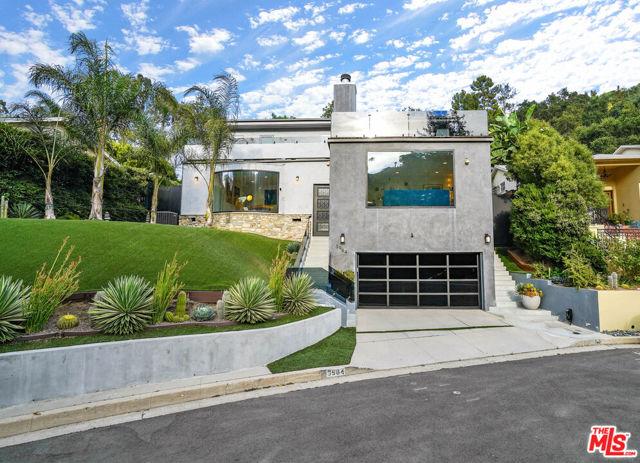 3964 Beverly Glen Boulevard photo 3