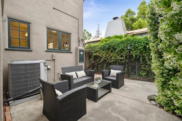 1875 Middlefield Road, Palo Alto CA: https://media.crmls.org/mediaz/828899f7-7885-4e09-be4e-5fb4a05c4041.jpg