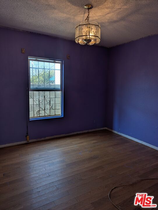 2134 8th Avenue, Los Angeles CA: https://media.crmls.org/mediaz/8289d961-7fbb-4cc6-aac4-1b9daa70cc4e.jpg