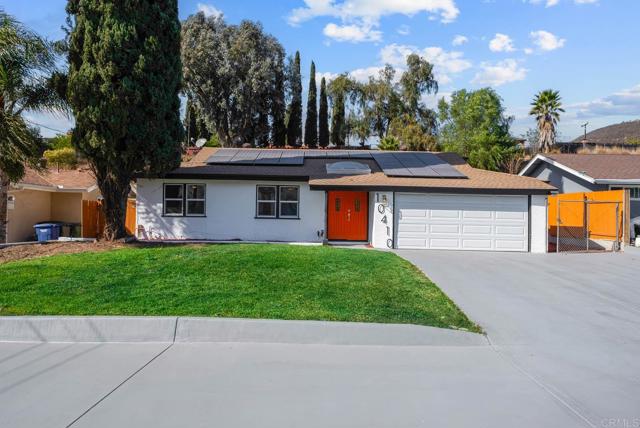 10410 Fairhill Drive, Spring Valley CA: https://media.crmls.org/mediaz/828aa253-596e-4222-b9f9-bd5f71560728.jpg