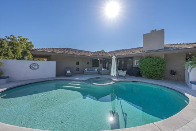 12 Whittier Court, Rancho Mirage CA: https://media.crmls.org/mediaz/828afeb4-3ec8-4fe6-a8dc-9287c6804ad2.jpg