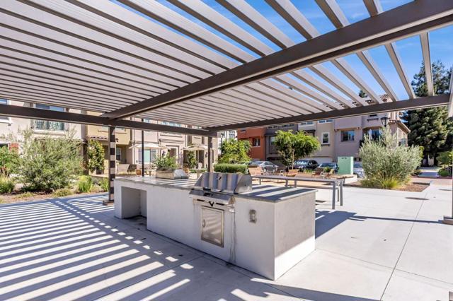 1225 Verano Road, Mountain View CA: https://media.crmls.org/mediaz/828bcc1d-7953-4fd9-9b81-feeb0fd92fee.jpg